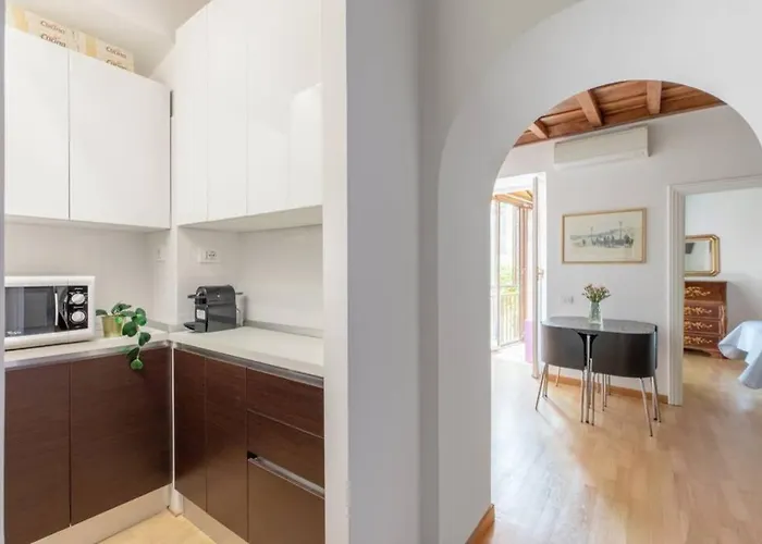 Iflat Via Del Corso Elegant Appartamento *